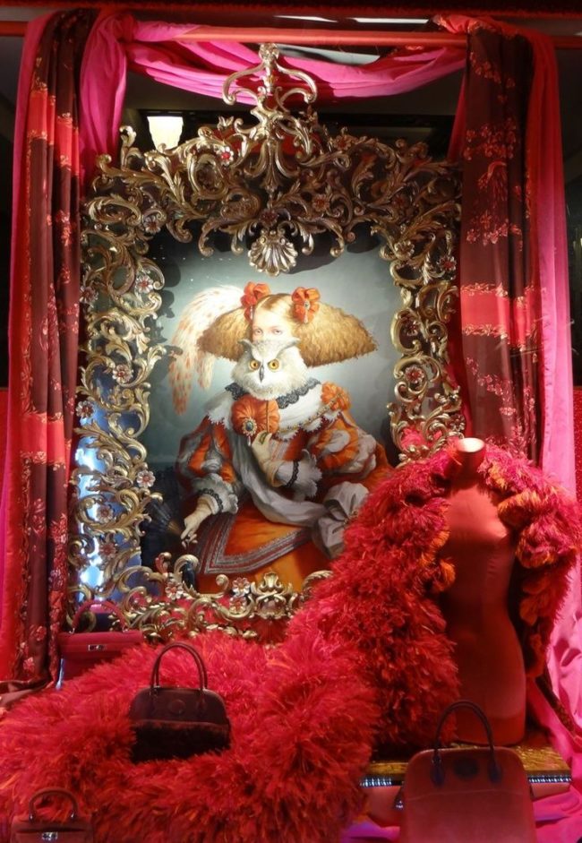 christmas-in-paris-christmas-windows