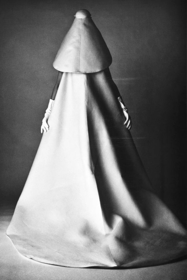 1967 Balenciaga’s wedding dress