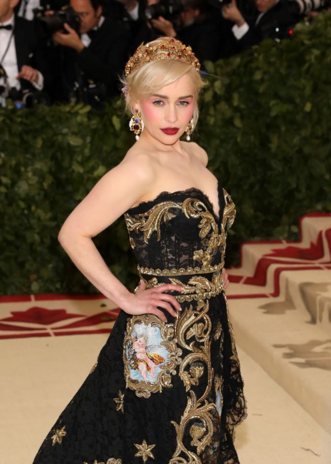 emilia-clarke-at-met-gala-2018-in-new-york-05-07-2018-9